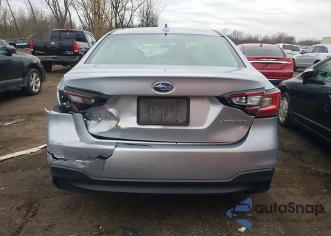 2021 Subaru Legacy z USA, uszkodzony, nr VIN 4S3BWAB68M3002355